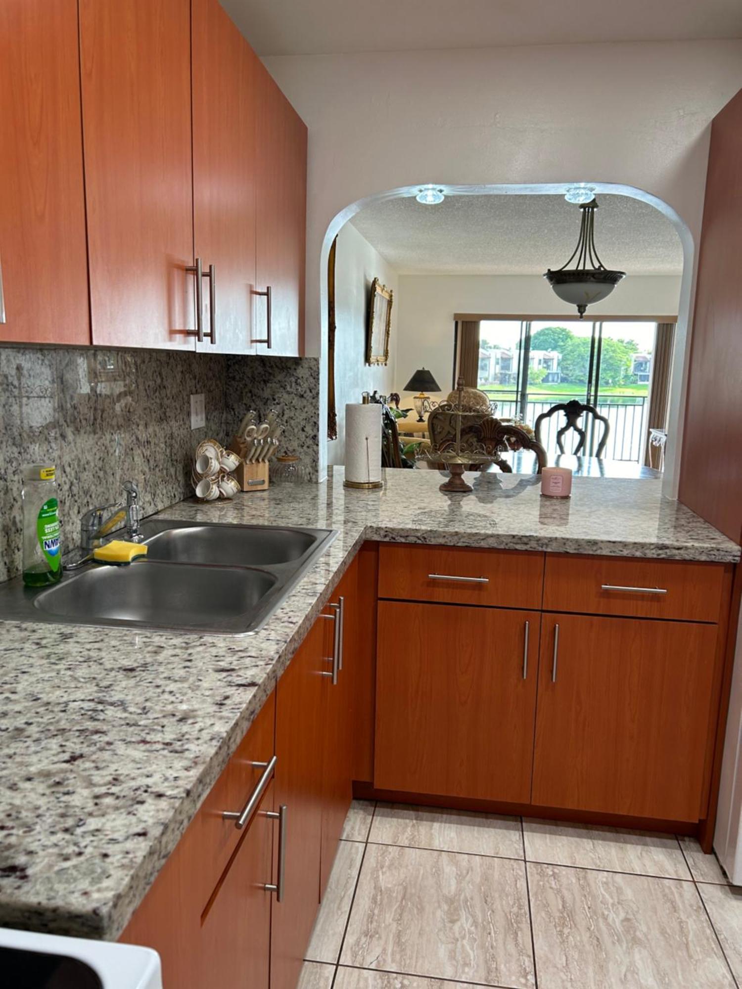 Beautiful Apartment With Very Elegant Colonial Decoration Tamiami Экстерьер фото